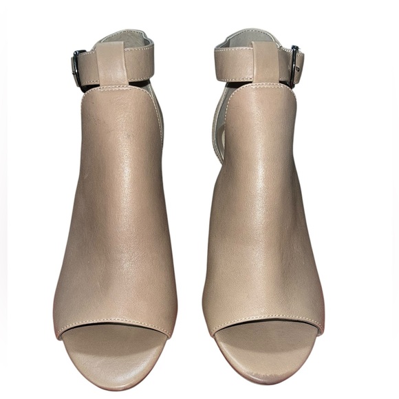 Vince Camuto ADAREN Peep Toe Size 7 M - Picture 3 of 6